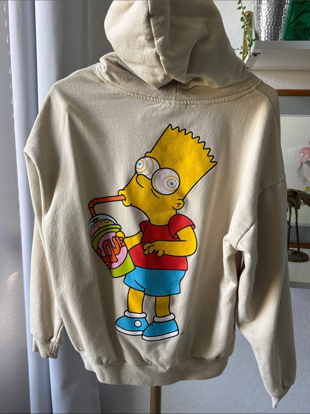 Simpsons Men's Small Cream Pullover Hoodie with Snow Cone Graphic